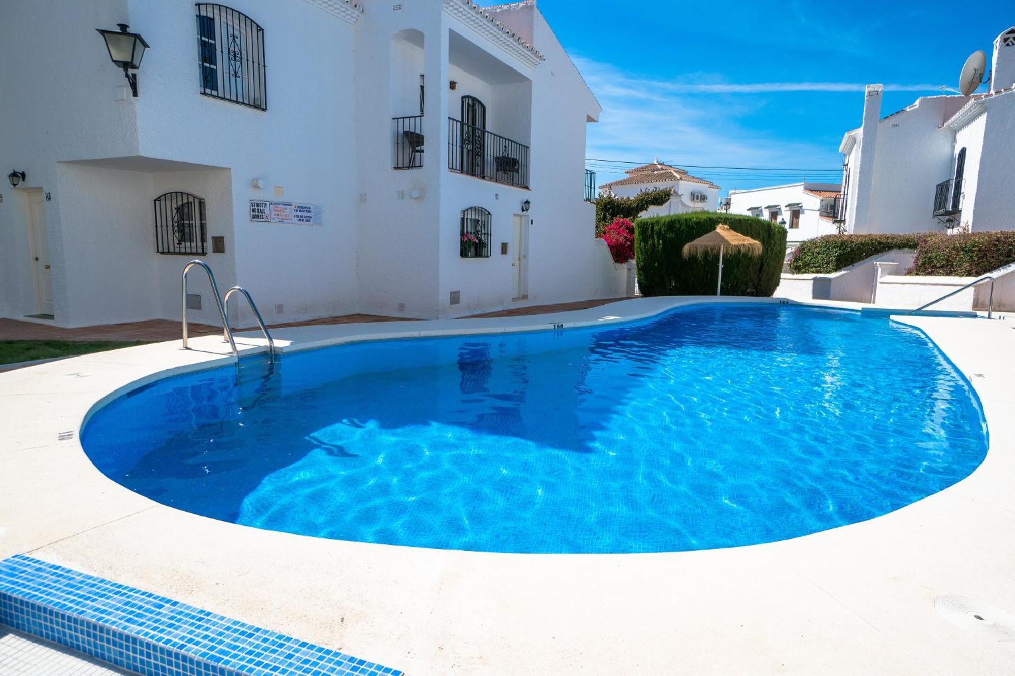 Pinos 20 Menyber Villa Nerja Exterior photo